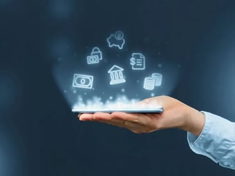 Emisores de tarjetas: Motores de la digitalización financiera